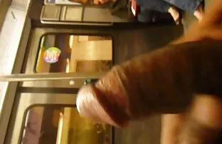 Novia adolescente amateur chupa y folla con CIM video porno audio latino