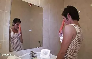 Jefe porno real latino casado se folla a su secretaria de ébano regordeta