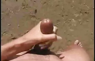 Mujer madura besando xxx en audio latino a chica