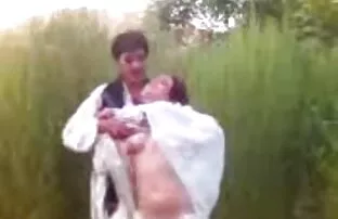 Amateur pornotube latino consigue rapidito